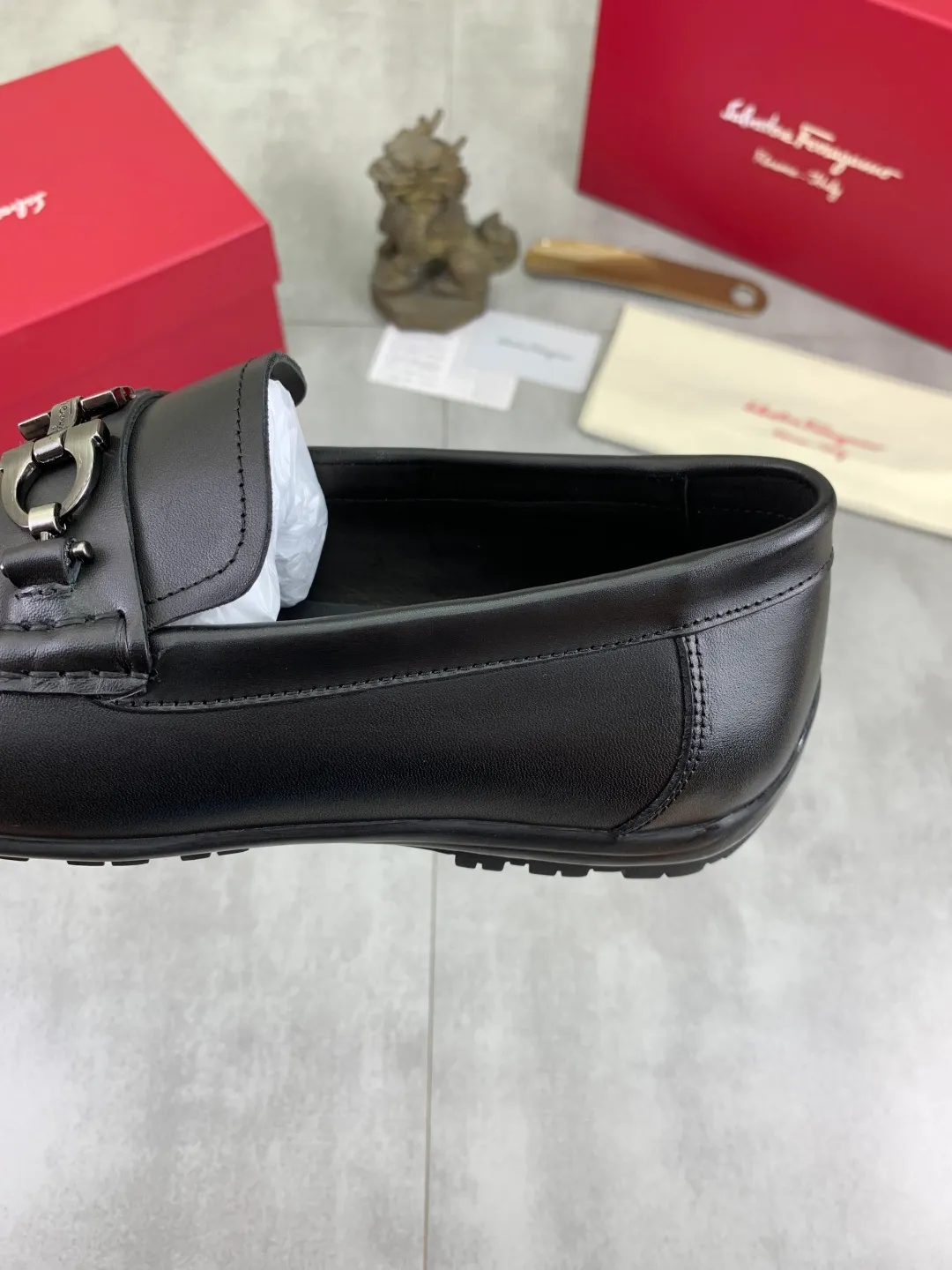 Men's shoes 💰P480 new high quality [Ferragamo/Ferragamo] latest model original imported calfskin, imported cowhide lining + original luxury metal buckle + original combination outsole Comparison without pressure Code number: 38-44 (45 customized)